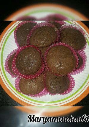 A picture of Chocolate cup cake.