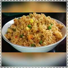 A picture of Nasi goreng simpel pedas.