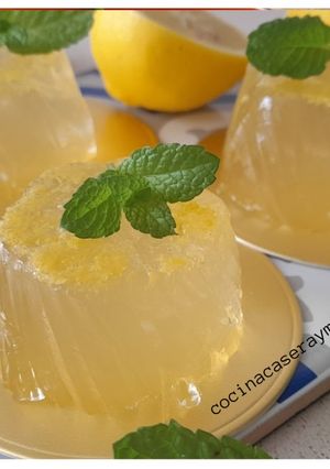 Una foto de Chupitos de gin tonic