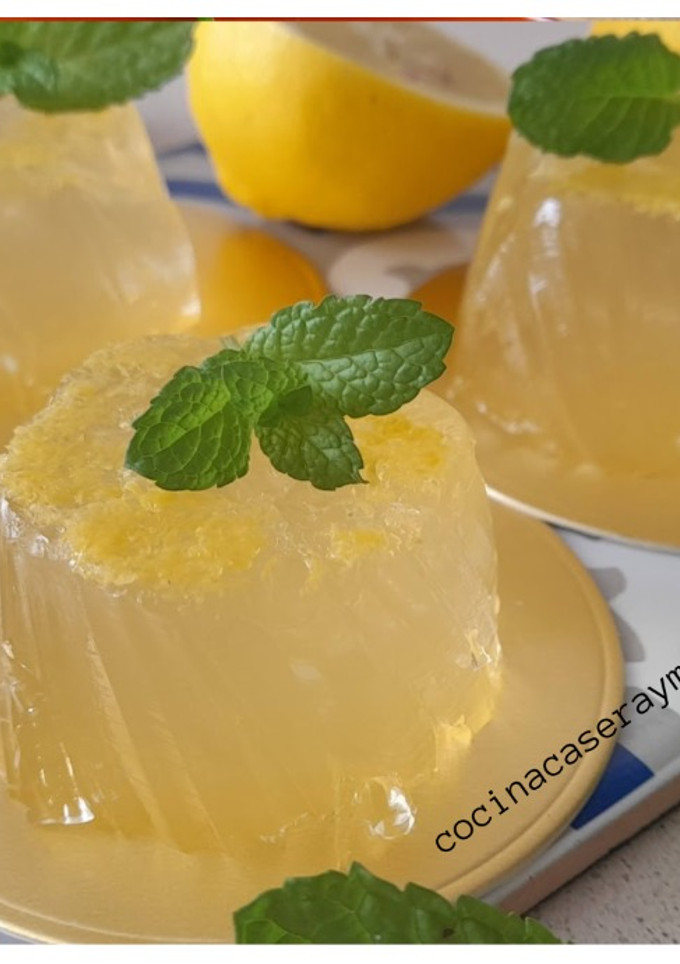 Una foto de Chupitos de gin tonic