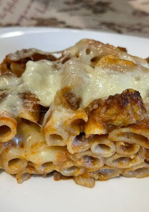 Foto di Pasta senza Glutine alla Bolognese con Funghi Porcini e Scamorza