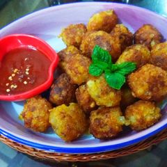 A picture of Sago, wheat flour pakore.
