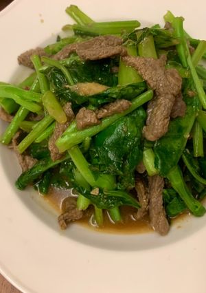 芥蘭炒牛肉 的食譜成品照片