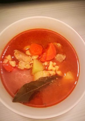 GULYÁS leves :) recept fotója