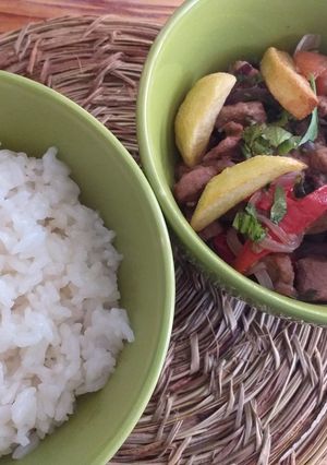 Una foto de Lomo saltado
