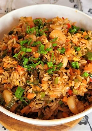 Una foto de Arroz frito con camarones