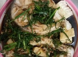 Hình của món Cá hấp xì dầu.