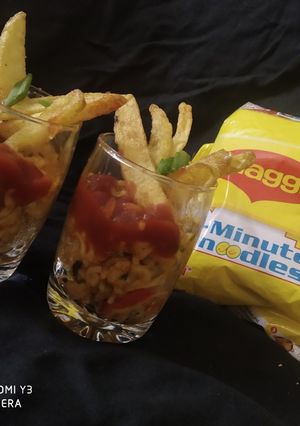 पोटैटो मैगी (potato maggi recipe in Hindi) रेसिपी मुख्य फोटो