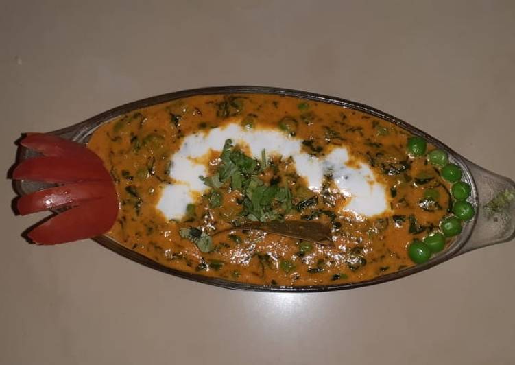 Methi matar malai