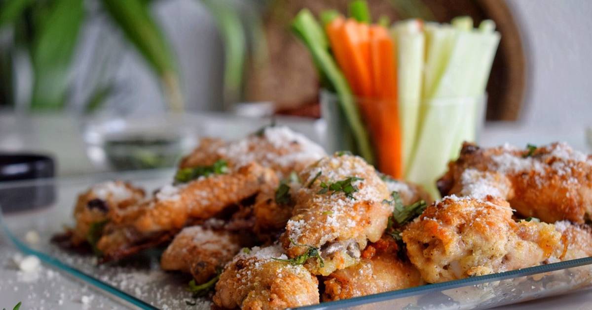 ALITAS DE POLLO Con PARMESANO Y AJO | DarixLAB Receta de Dari Silva  @darixlab- Cookpad