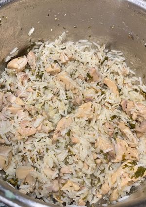 A picture of Chicken cooked in wine.