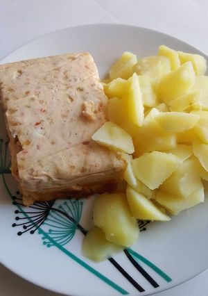 Una foto de Pudín de pescado y gambas 🍤