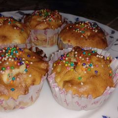 A picture of Walnuts muffins.