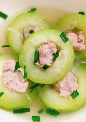 Hình của món Canh bí nhồi.