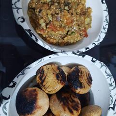 A picture of Litti chokha.