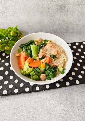 Foto resep Bihun Kuah Sayuran Udang Pedas