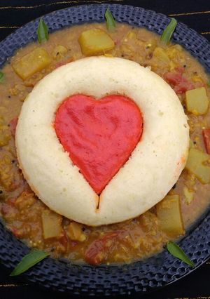 A picture of Designer colourful Idli (Instant Rava Idli).