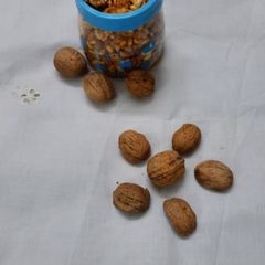 A picture of Walnut namkeen.