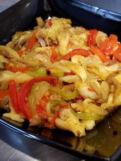Una foto de Ensalada de berenjena y pimientos marroquí