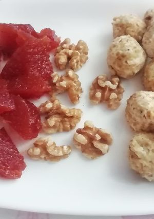 Foto principal de Bombones de queso crema suave con nueces