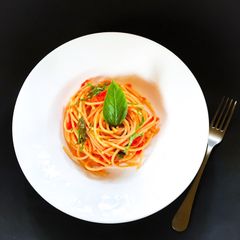 Spaghetti Al Pomodoro/ Spaghetti with Tomato Sauce A picture of Spaghetti Al Pomodoro/ Spaghetti with Tomato Sauce.