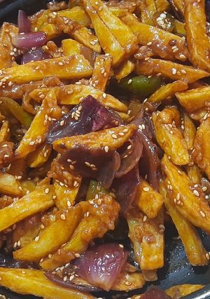 A picture of Honey chilli potato.