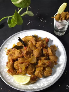 सोया चंक्स मसाला (soya chunks masala recipe in Hindi) रेसिपी मुख्य फोटो