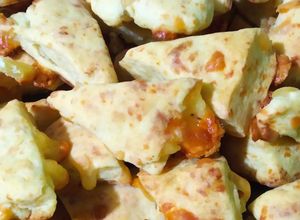 Una foto de Scones de Queso