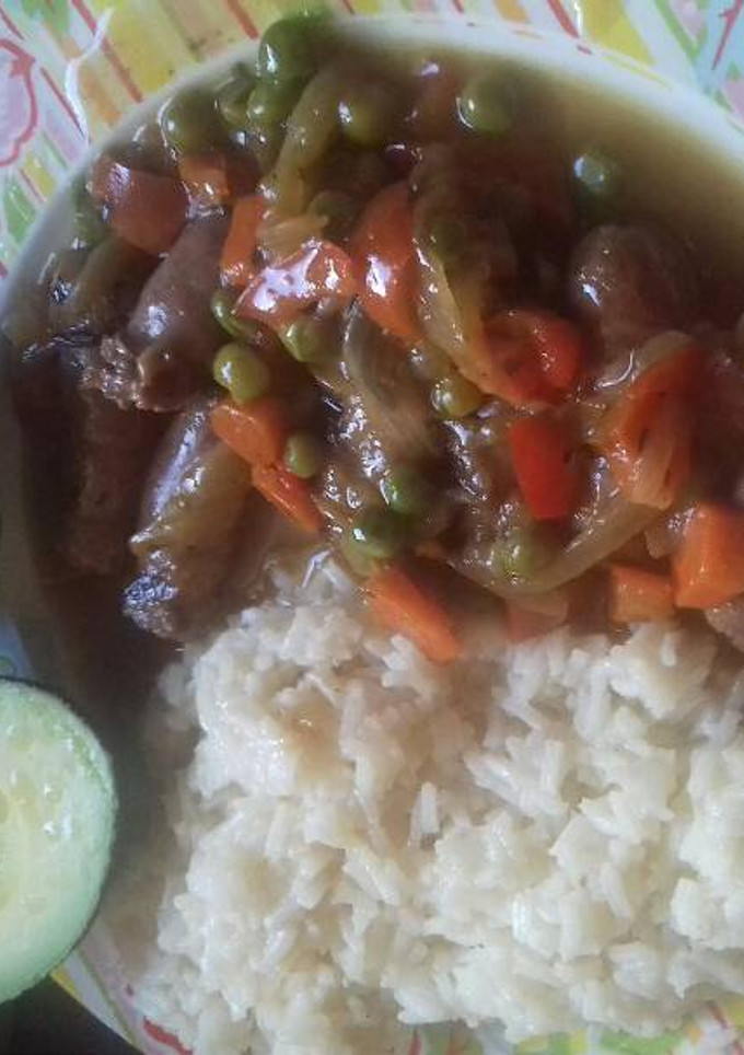 Una foto de Salchichas en salsa