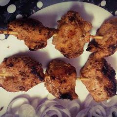 A picture of Chicken Tikka.