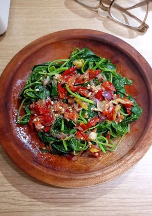 Foto resep Bayam Celur Sambal Belacan khas Malaysia