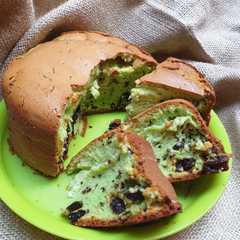 Bolu pandan meses kismis রেসিপির প্রধান ছবি