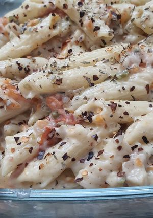 व्हाइट सॉस पास्ता (white sauce pasta recipe in Hindi)n रेसिपी मुख्य फोटो