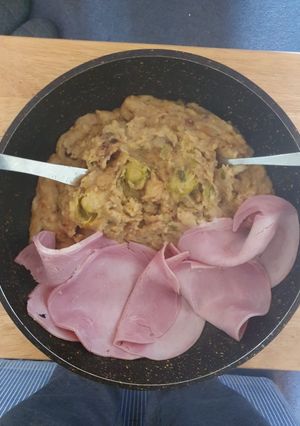 A picture of Brussel Sprout Bubble and Squeak.