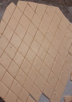 A picture of Kaju katli.