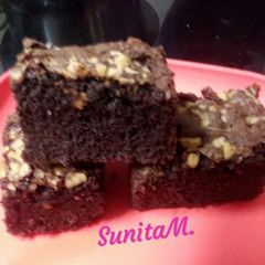 Chocolate brownie A picture of Chocolate brownie.