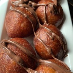 A picture of Chocolate Stuffed Puff puff.