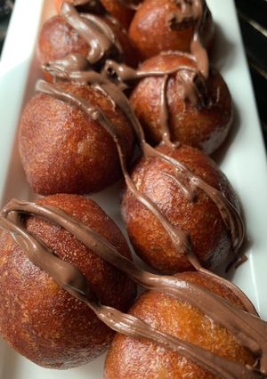 A picture of Chocolate Stuffed Puff puff.