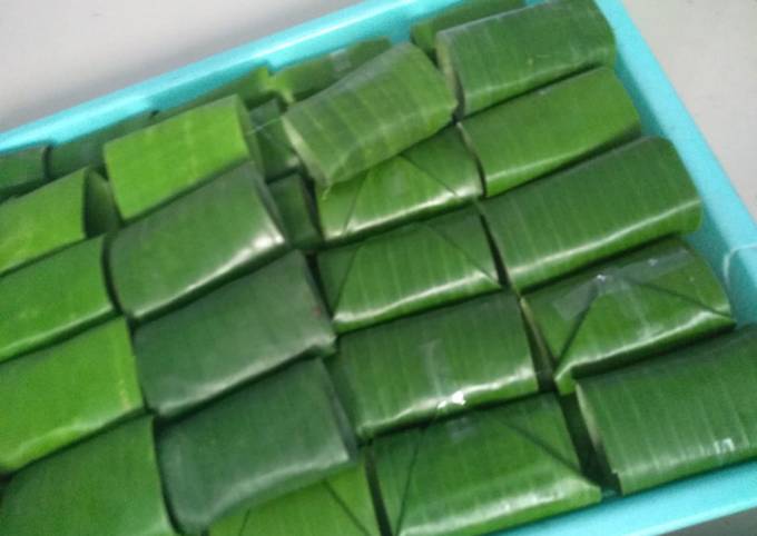 Lemper ayam