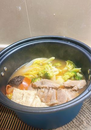 蕃茄時蔬肉片湯 的食譜成品照片