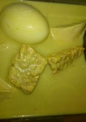 Foto resep Tahu Tempe Telur Kuah Santan Kuning