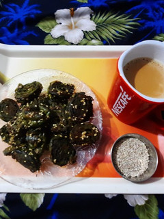 પાત્રા (Patra Recipe In Gujarati) રેસીપી મુખ્ય ફોટો