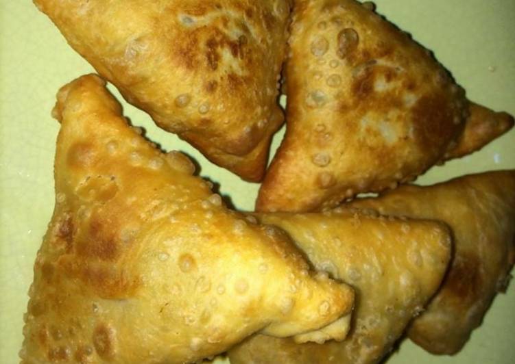 Samosa Kentang dan Wortel