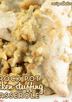 A picture of Slow cooker chicken and stuffing.