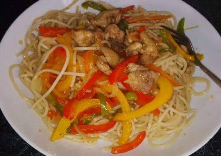 Recipe of Homemade Spaghetti with veggies chicken stir fry