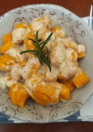 Una foto de Ñoquis soufflé de zapallo