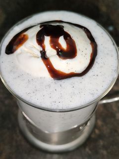 டிராகன் ஃப்ரூட் மில்க் ஷேக்(dragon fruit milkshake recipe in tamil) செய்முறை முக்கிய புகைப்படம்