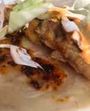 Tacos de pescado y camarón rebozado