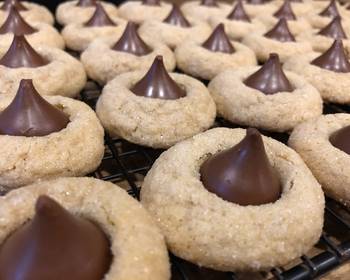 Ready to Serve Lindas Peanut Blossoms Home Style