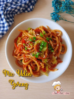 Foto resep 8).Mie Udon Goreng Sederhana